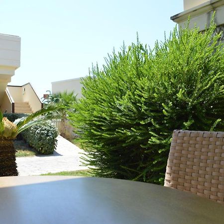 Mythos Beach Resort Afándu Kültér fotó