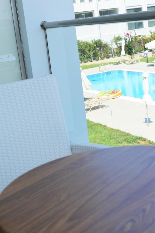 Mythos Beach Resort Afándu Kültér fotó